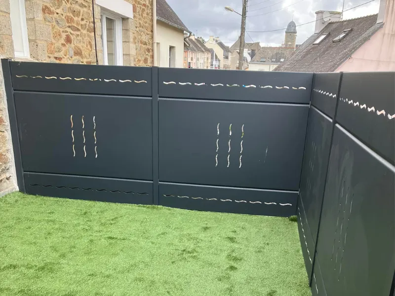menuisier mur de bretagne
